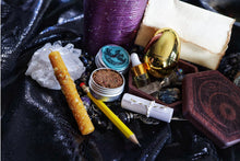 Load image into Gallery viewer, Future Fortunetelling Spell Kit