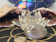 Load image into Gallery viewer, Labradorite Gallets