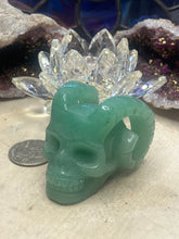 Load image into Gallery viewer, Horned Skull