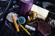 Load image into Gallery viewer, Future Fortunetelling Spell Kit
