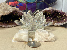 Load image into Gallery viewer, Rough Moonstone Pieces