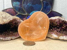 Load image into Gallery viewer, Tangerine Selenite Heart Bowl