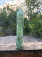 Load image into Gallery viewer, Large Fluorite Tower