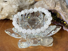 Load image into Gallery viewer, Crackle Quartz 8mm Bracelets