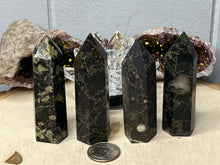 Load image into Gallery viewer, Plum Blossom Jasper Towers