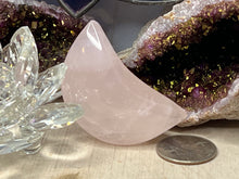 Load image into Gallery viewer, Rose Quartz Moons