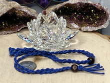 Load image into Gallery viewer, Macrame Crystal Holders