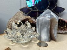 Load image into Gallery viewer, Druzy Agate Towers
