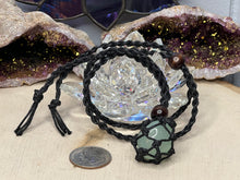 Load image into Gallery viewer, Macrame Crystal Holders