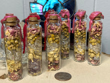 Load image into Gallery viewer, Love Bottle