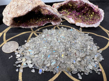 Load image into Gallery viewer, Labradorite Mini Tumbles