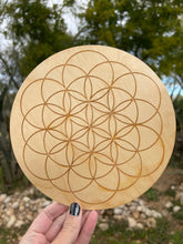 Load image into Gallery viewer, Flower of Life Gridding Board