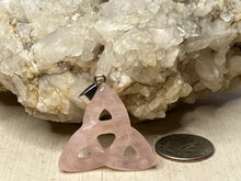 Load image into Gallery viewer, Triquetra Pendants