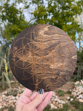 Load image into Gallery viewer, Flower of Life Gridding Board