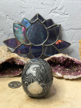 Load image into Gallery viewer, Black Crazy Lace Agate Skulls

