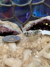 Load image into Gallery viewer, Elephant Sterling Silver Ring
