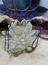 Load image into Gallery viewer, Copper Key Pendants
