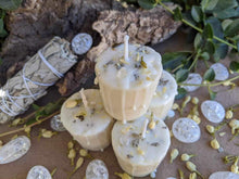 Load image into Gallery viewer, Jasmine Pure Beeswax Candles
