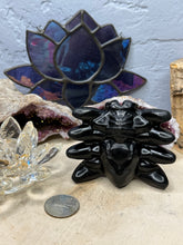 Load image into Gallery viewer, Obsidian Spider
