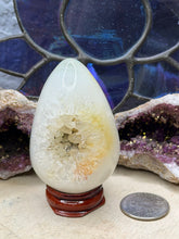 Load image into Gallery viewer, Druzy Agate Egg
