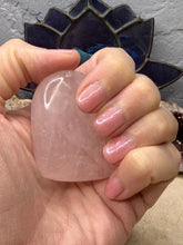 Load image into Gallery viewer, Rose Quartz Large Hearts
