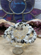 Load image into Gallery viewer, Blue Flash Moonstone Bracelets
