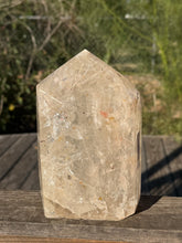 Load image into Gallery viewer, Huge Quartz Tower
