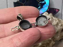 Load image into Gallery viewer, Sterling Silver Poison Pendant
