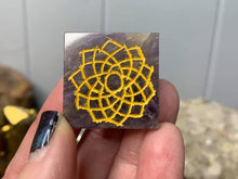 Load image into Gallery viewer, Chakra Engraved Pyramid Set
