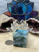 Load image into Gallery viewer, Moss Agate Cubes
