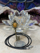 Load image into Gallery viewer, Copper Key Pendants
