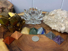 Load image into Gallery viewer, Chakra Engraved Pyramid Set

