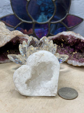Load image into Gallery viewer, White Druzy Agate Hearts
