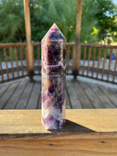 Load image into Gallery viewer, Chevron Amethyst Towers

