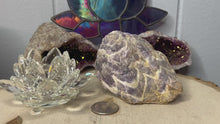 Load and play video in Gallery viewer, Rough Chevron Amethyst Pieces
