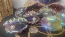 Load and play video in Gallery viewer, Aura Quartz Clamshells
