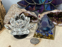 Load image into Gallery viewer, Orgonite Pyramids
