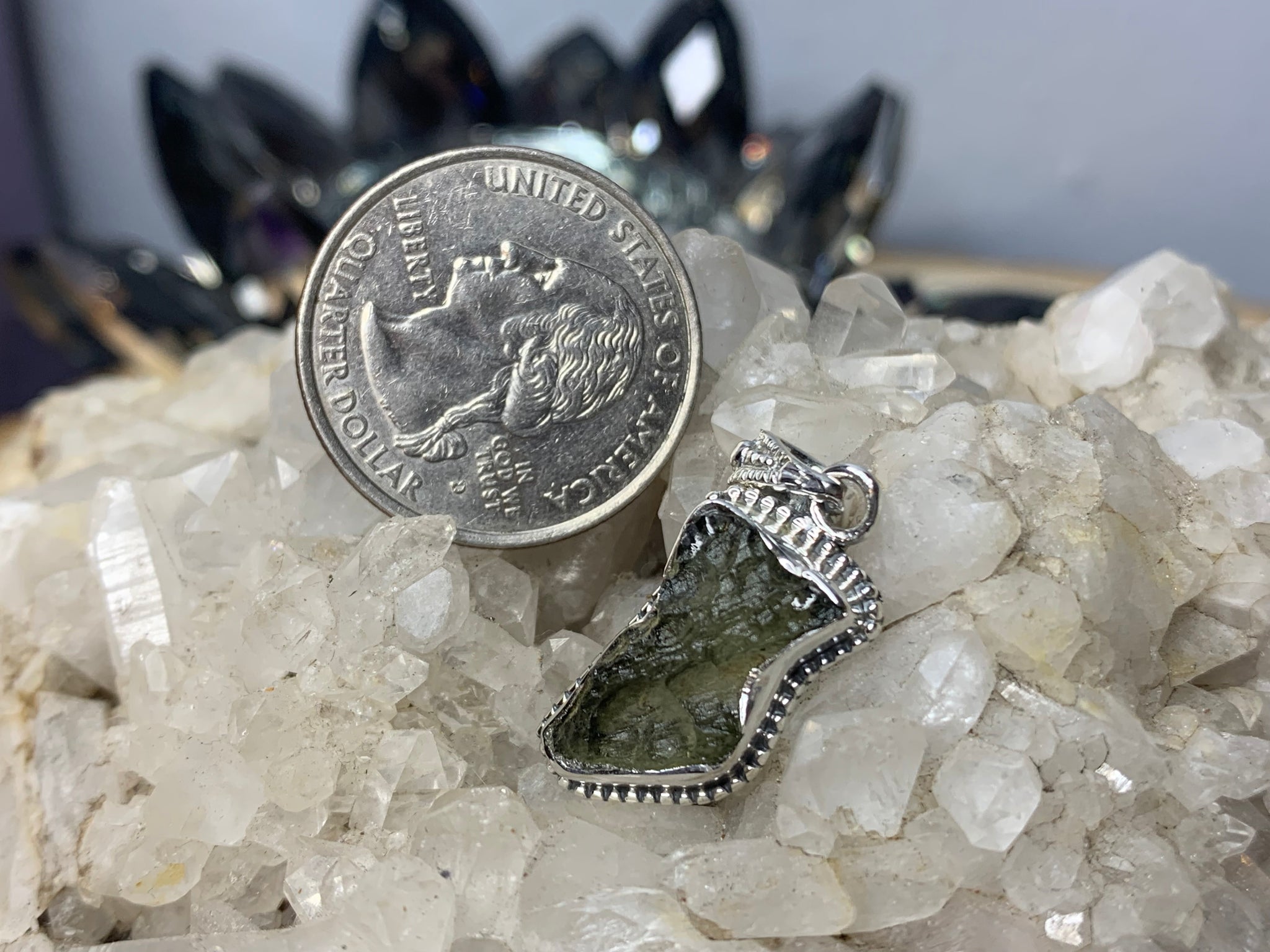 Moldavite – Crystal Intuition Az