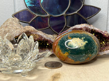 Load image into Gallery viewer, Ocean Jasper Gallets or Palm Stones
